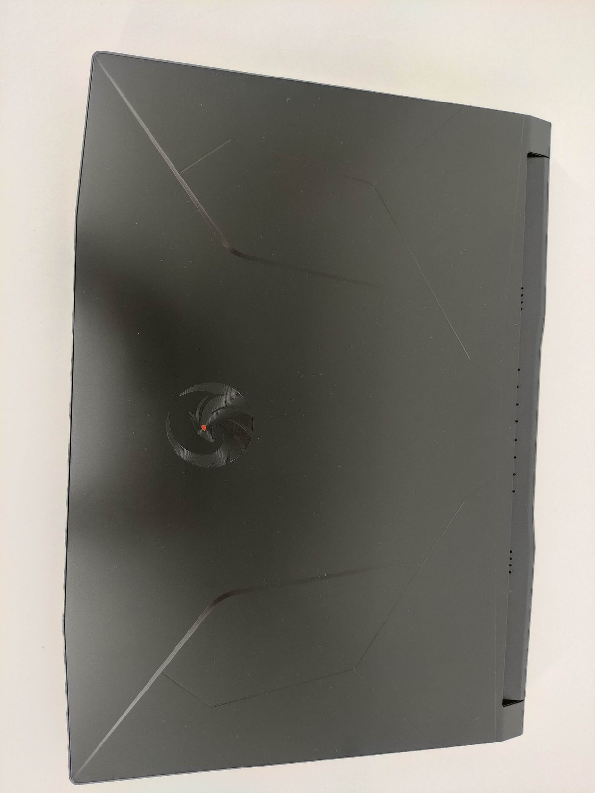 MSI Gaming Notebook Bravo 15 C7VFK-230DE - Refurbished - MSI e-Shop | Offiziell von MSI Deutschland