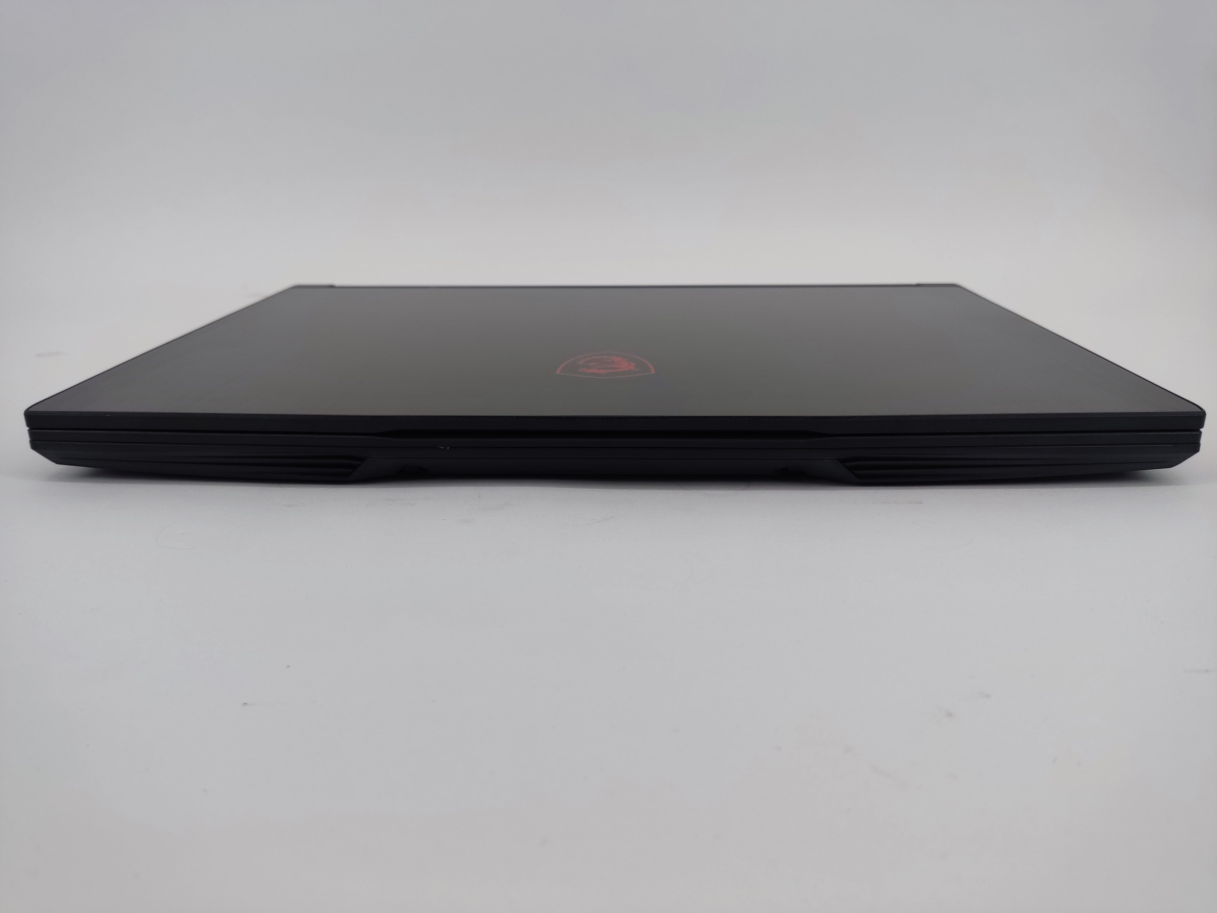 MSI Gaming Laptop Thin GF63 12VE-081DE  - Refurbished