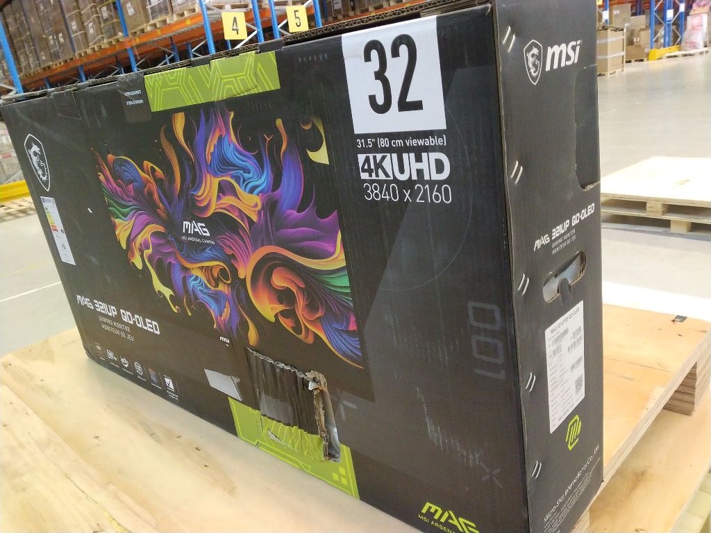 MAG 321UPDE QD-OLED | MSI Gaming Monitor ****Verpackung leicht beschädigt****