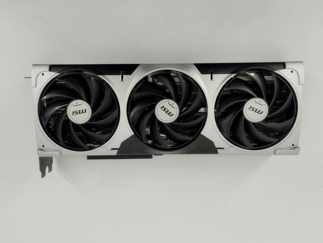 GeForce RTX 5070 Ti 16G VANGUARD SOC - Refurbished - MSI e-Shop | Offiziell von MSI Deutschland