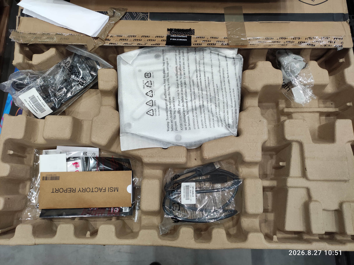 MSI 27' Gaming Monitor MAG 272QP QD-OLED X24 - Refurbished