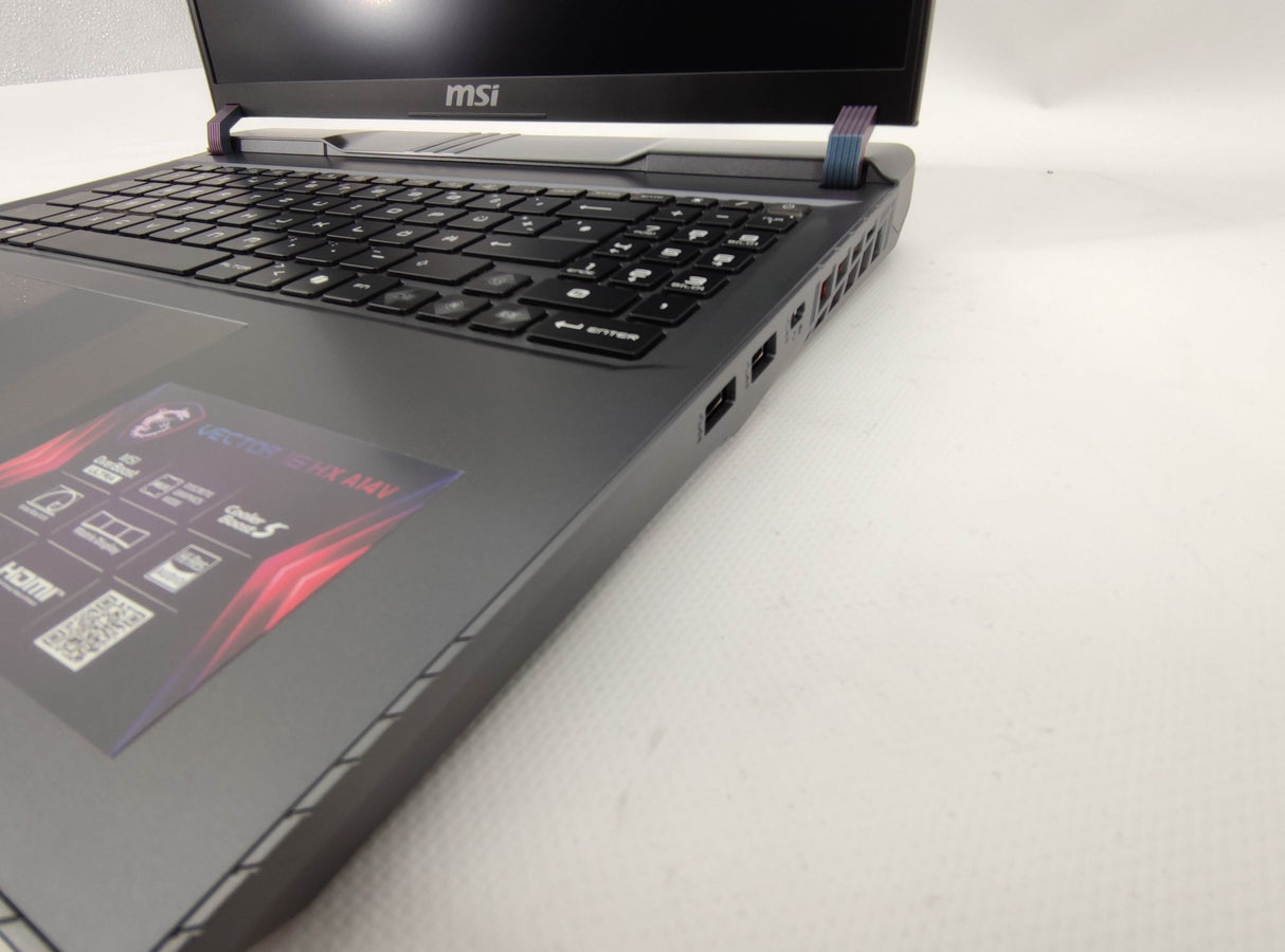 MSI Laptop Vector 16 HX A14VIG-826DE - Refurbished