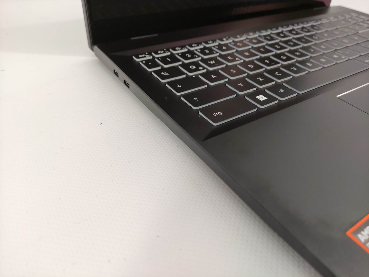 MSI Laptop Summit A16 AI+ A3HMTG-035DE - Refurbished