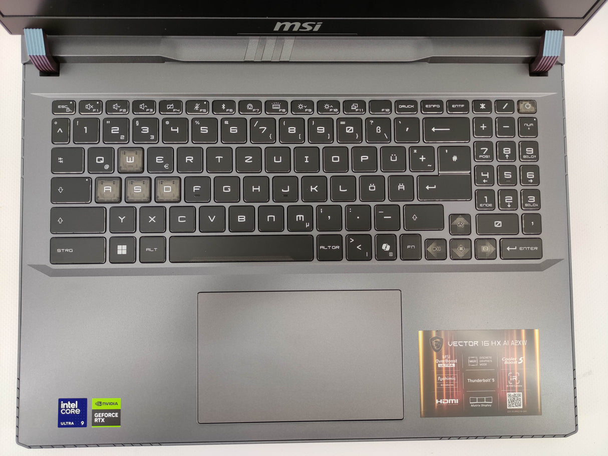 MSI Laptop Vector 16 HX AI A2XWIG-293DE - Refurbished