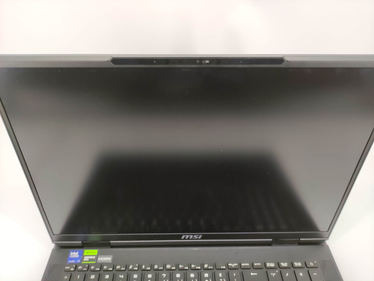 MSI Laptop Titan 18 HX AI A2XWIG-073DE - Refurbished