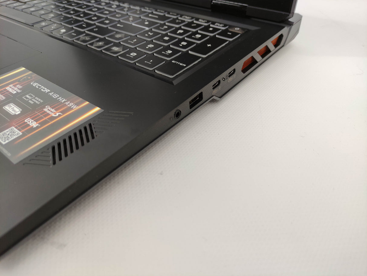 MSI Laptop Vector A18 HX A9WHG-081DE - Refurbished - MSI e-Shop | Offiziell von MSI Deutschland