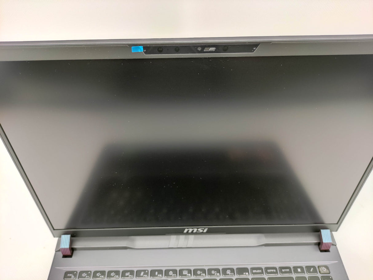 MSI Laptop Vector 16 HX AI A2XWHG-074DE - Refurbished - MSI e-Shop | Offiziell von MSI Deutschland