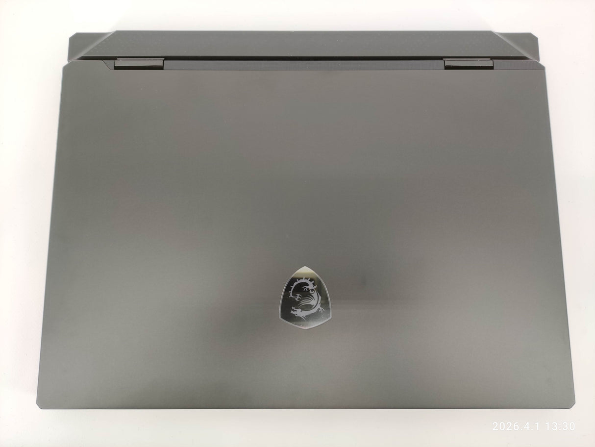 MSI Laptop Raider 18 HX AI A2XWJG-074DE - Refurbished - MSI e-Shop | Offiziell von MSI Deutschland