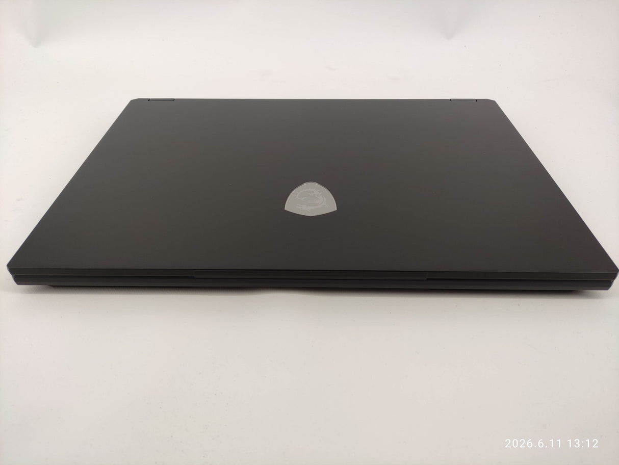 MSI Laptop Stealth 18 HX AI A2XWIG-042DE - Refurbished