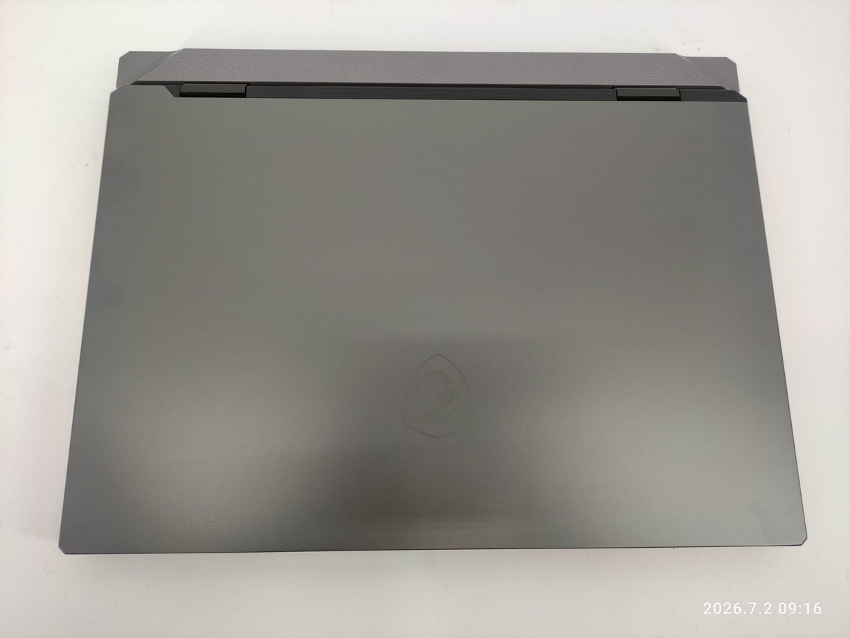 MSI Laptop Vector 18 HX AI A2XWHG-1007DE - Refurbished