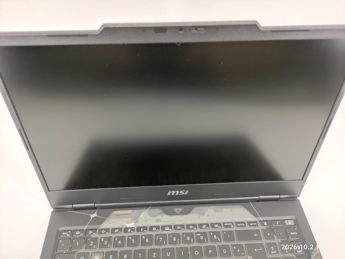 MSI Laptop Cyborg 15 B13WEKG-867DENN - Refurbished