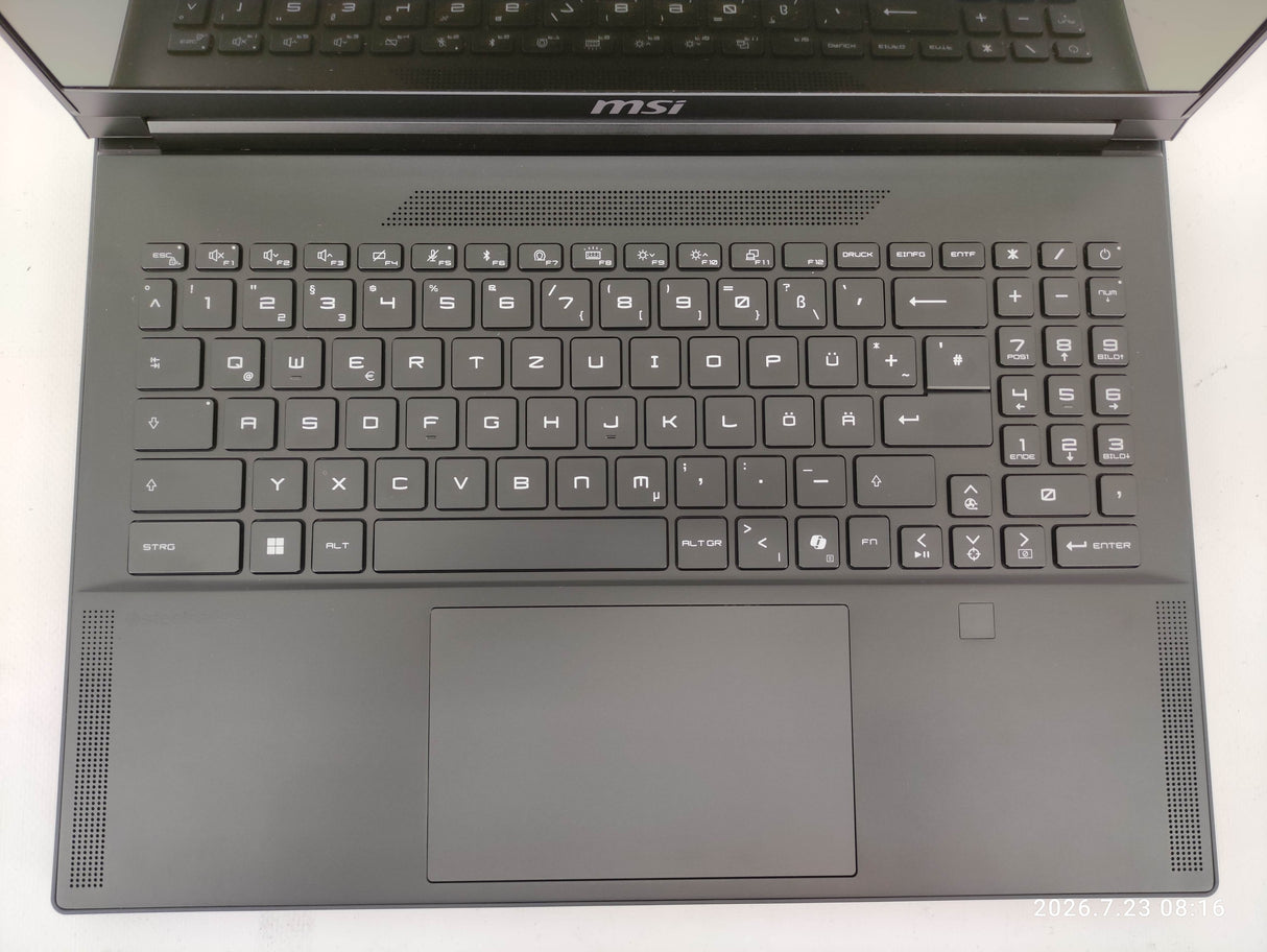 MSI Laptop Stealth A16 AI+ A3XWIG-043DE - Refurbished