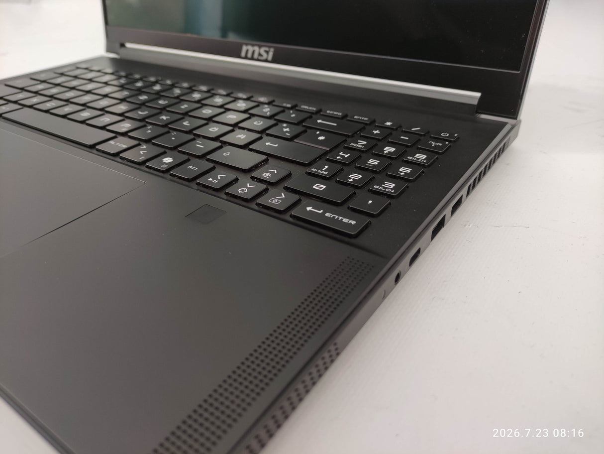 MSI Laptop Stealth A16 AI+ A3XWIG-043DE - Refurbished
