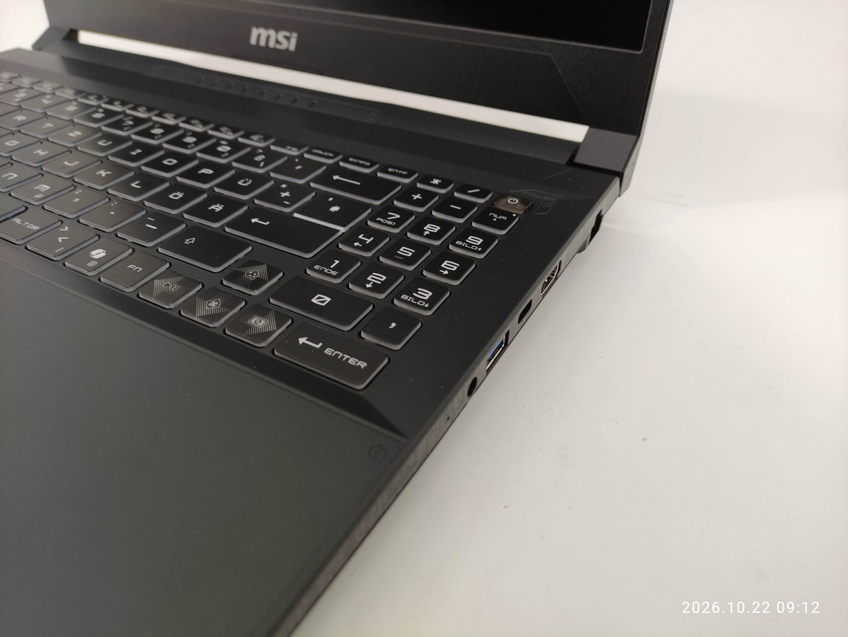 MSI Laptop Katana 15 HX B14WGK-076XDE - Refurbished