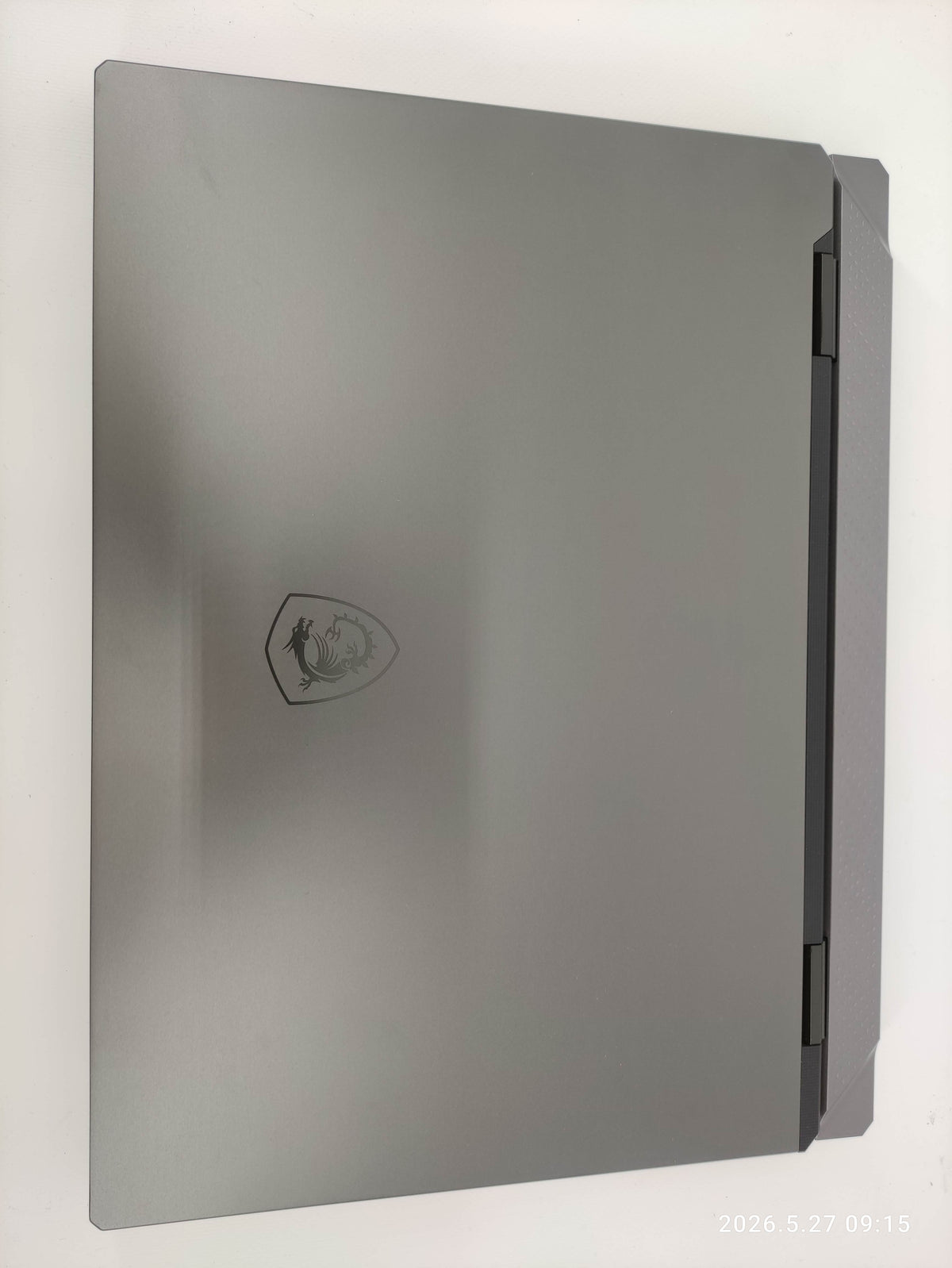MSI Laptop Vector 18 HX AI A2XWIG-884DE - Refurbished - MSI e-Shop | Offiziell von MSI Deutschland