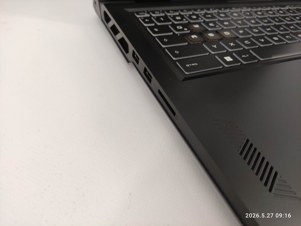 MSI Laptop Vector 18 HX AI A2XWIG-884DE - Refurbished - MSI e-Shop | Offiziell von MSI Deutschland