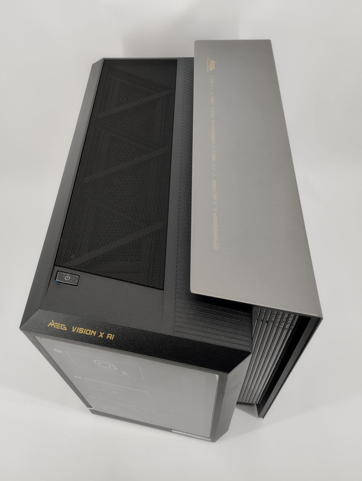 MSI Desktop PC MEG Vision X AI 2NVV9-069ES - Refurbished