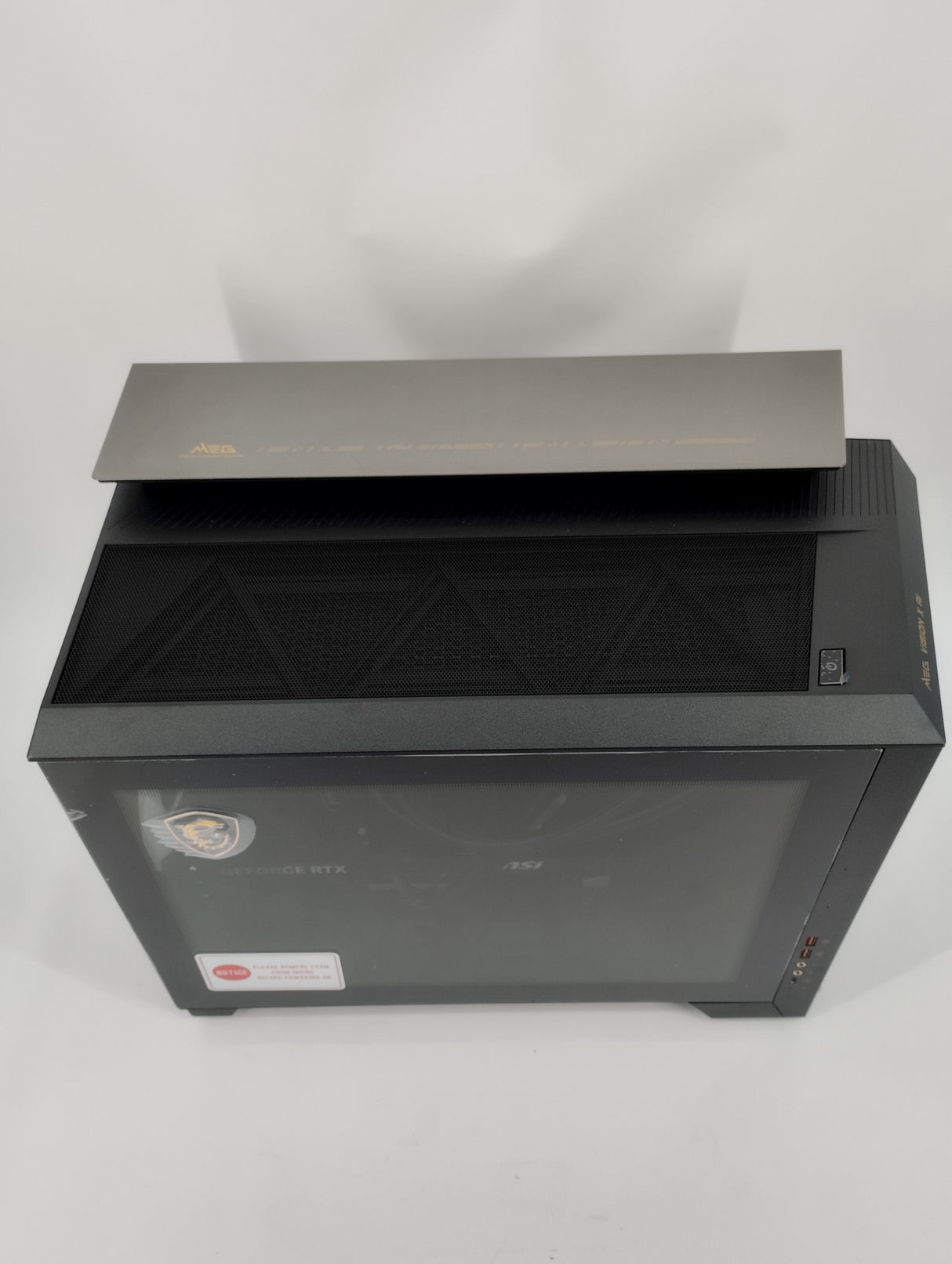 MSI Desktop PC MEG Vision X AI 2NVV9-069ES - Refurbished